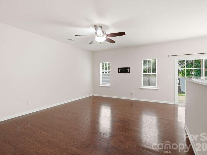 7323 Jane Parks Way, Charlotte, NC 28217.  MLS# CAR4402584, YatesRealty ID 37952. 