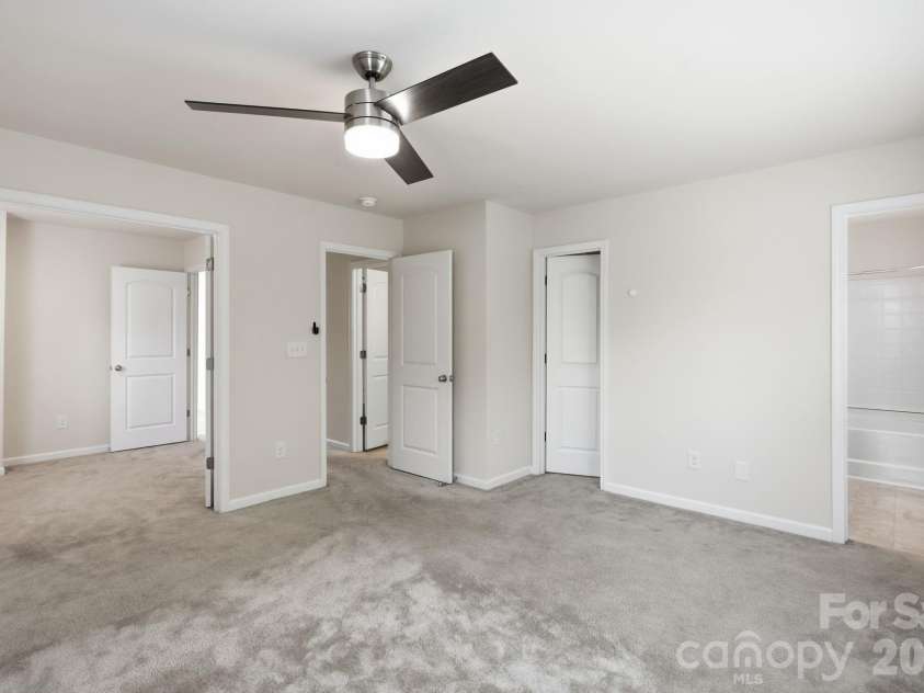 7323 Jane Parks Way, Charlotte, NC 28217.  MLS# CAR4402584, YatesRealty ID 37952. 