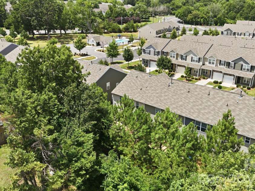 7323 Jane Parks Way, Charlotte, NC 28217.  MLS# CAR4402584, YatesRealty ID 37952. 