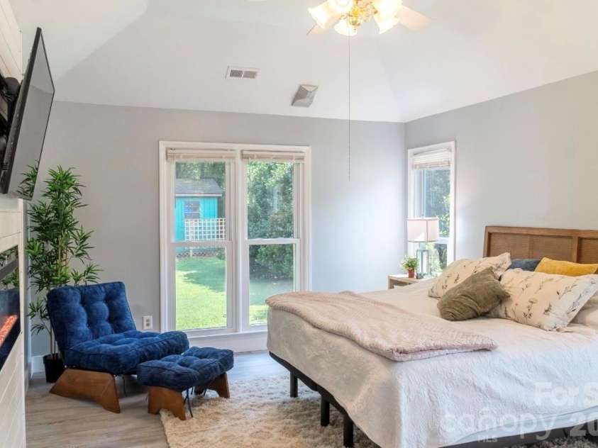 3267 Roberta Farms Court, Concord, NC 28027.  MLS# CAR4403102, YatesRealty ID 37953. 