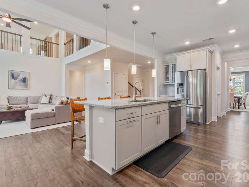 2409 Napa Terrace, Lake Wylie, SC 29710.  MLS# CAR4403646, YatesRealty ID 37954. Open floor plan