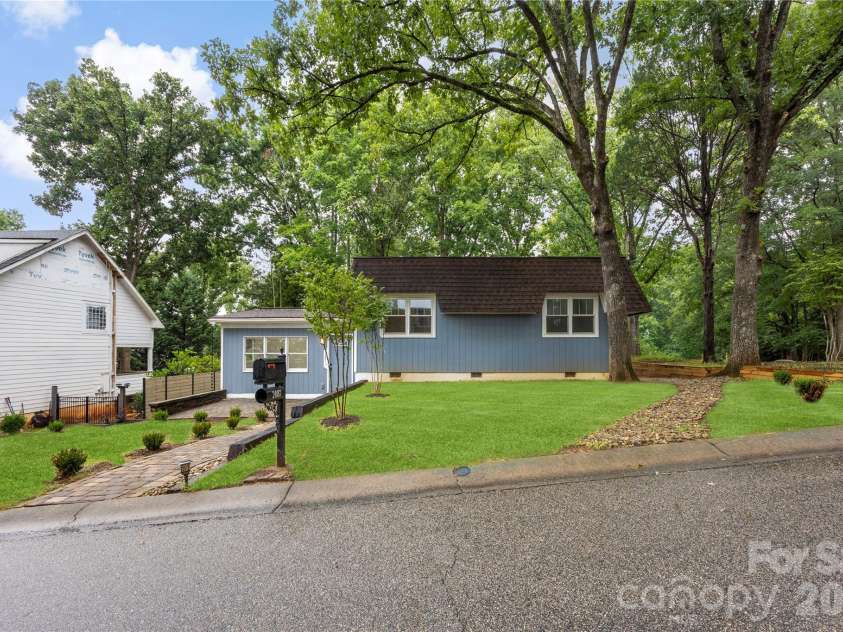 2087 Marquesas Avenue, Tega Cay, SC 29708.  MLS# CAR4403387, YatesRealty ID 37956. 
