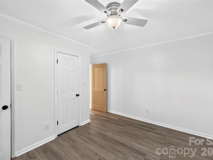 2087 Marquesas Avenue, Tega Cay, SC 29708.  MLS# CAR4403387, YatesRealty ID 37956. 