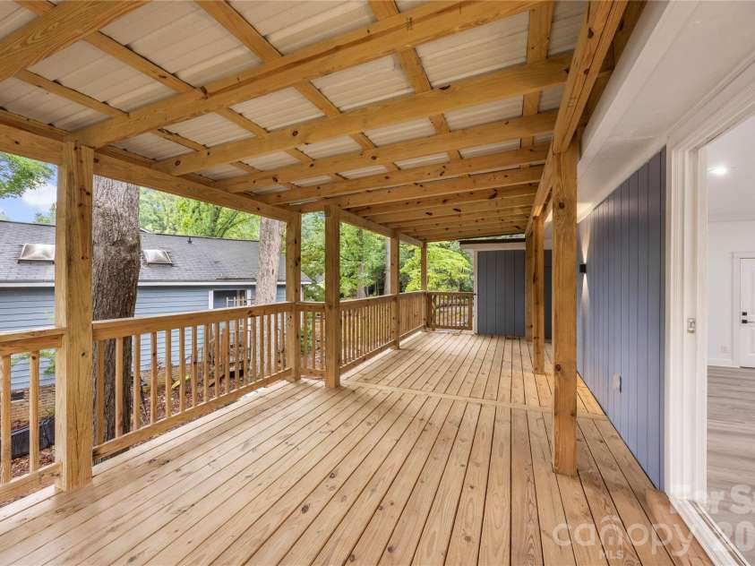 2087 Marquesas Avenue, Tega Cay, SC 29708.  MLS# CAR4403387, YatesRealty ID 37956. 