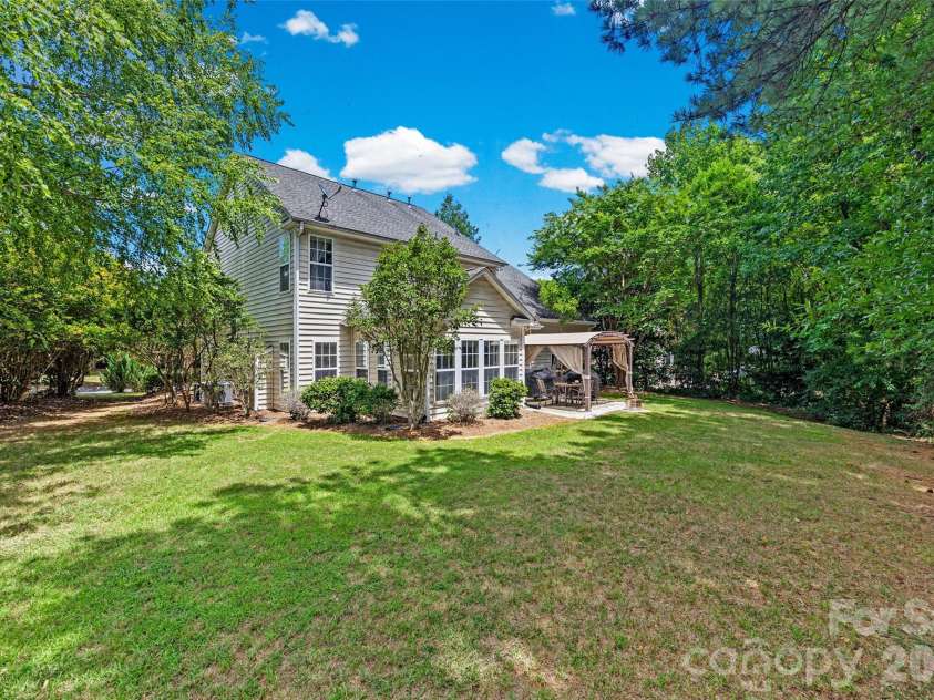 659 Cheval Drive, Fort Mill, SC 29708.  MLS# CAR4400610, YatesRealty ID 37957. 