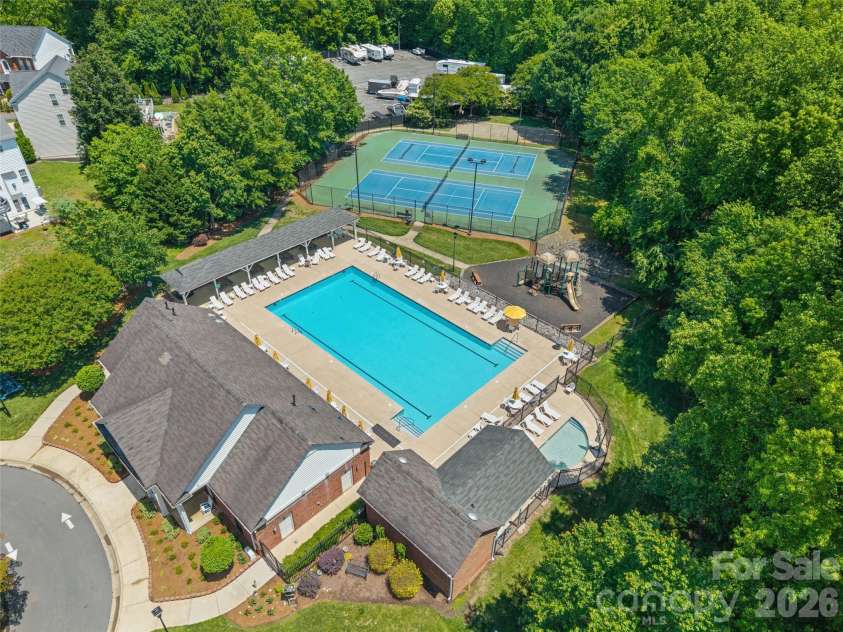 659 Cheval Drive, Fort Mill, SC 29708.  MLS# CAR4400610, YatesRealty ID 37957. 