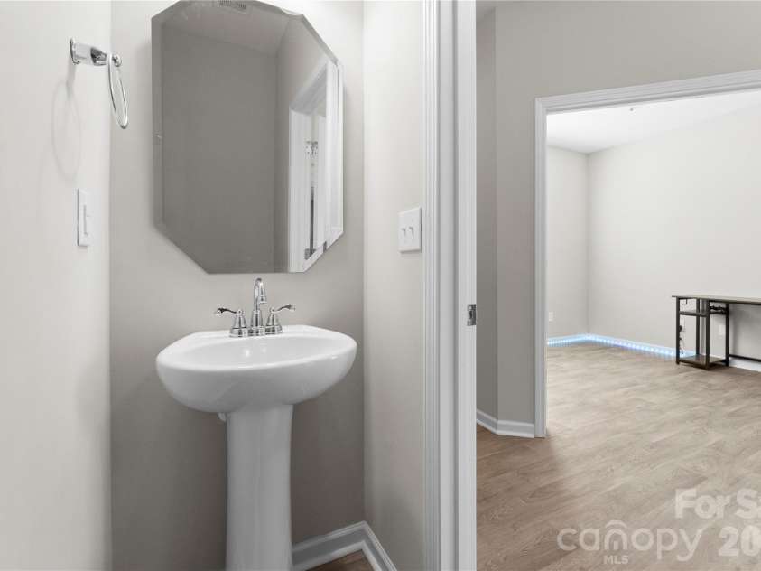 1211 Laurel Woods Drive, Gastonia, NC 28052.  MLS# CAR4340134, YatesRealty ID 3796. 