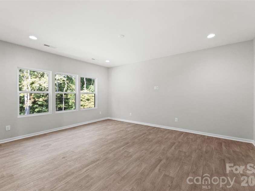 1211 Laurel Woods Drive, Gastonia, NC 28052.  MLS# CAR4340134, YatesRealty ID 3796. 