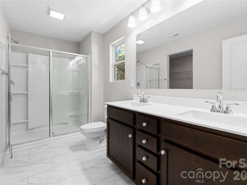 1211 Laurel Woods Drive, Gastonia, NC 28052.  MLS# CAR4340134, YatesRealty ID 3796. 