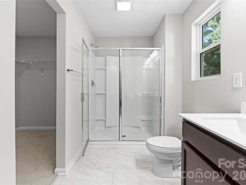 1211 Laurel Woods Drive, Gastonia, NC 28052.  MLS# CAR4340134, YatesRealty ID 3796. 