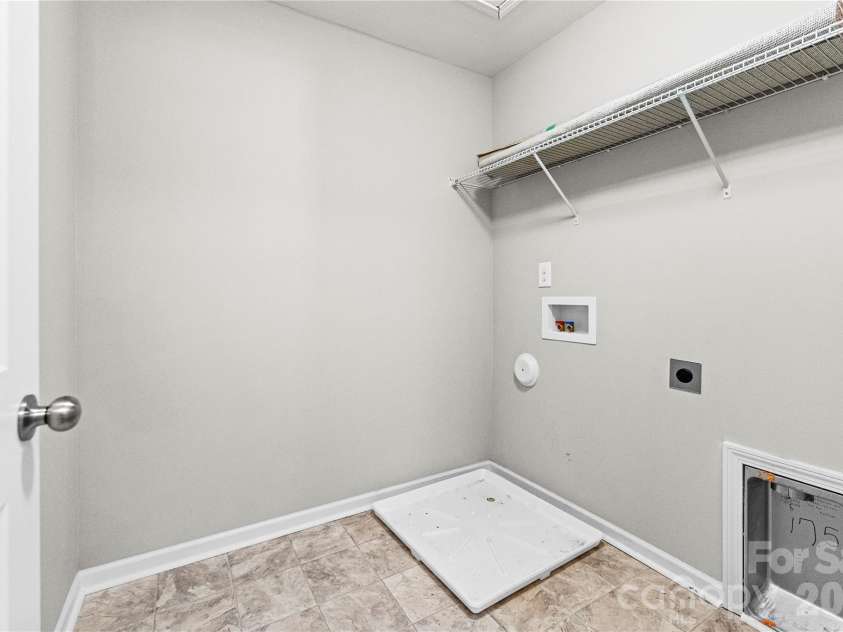 1211 Laurel Woods Drive, Gastonia, NC 28052.  MLS# CAR4340134, YatesRealty ID 3796. 