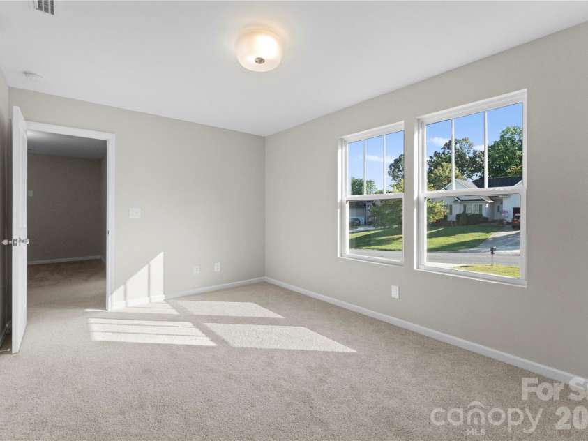 1211 Laurel Woods Drive, Gastonia, NC 28052.  MLS# CAR4340134, YatesRealty ID 3796. 