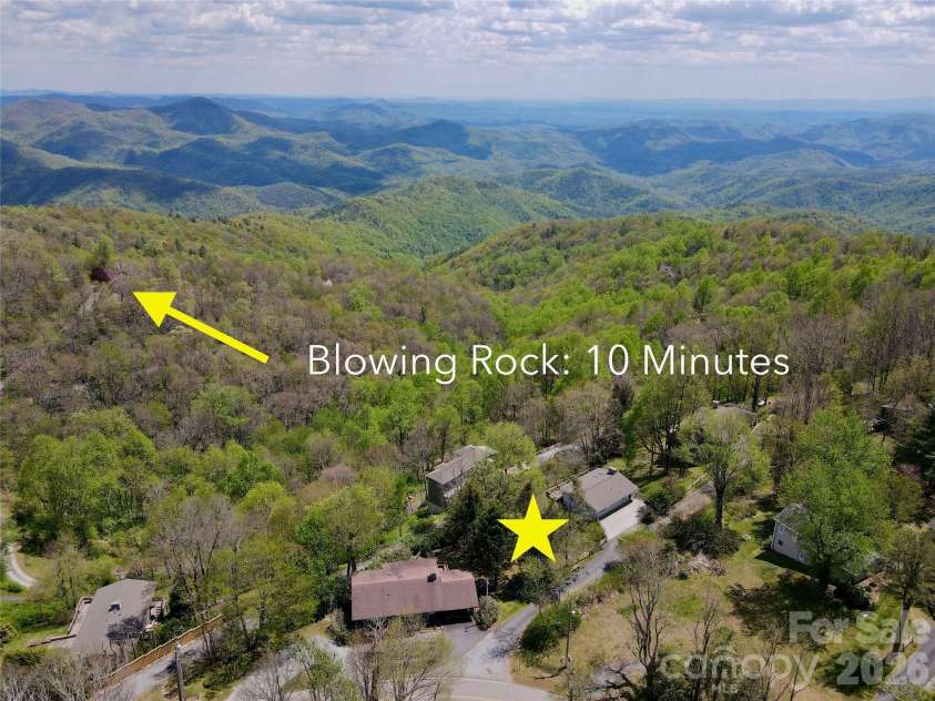 8007 Cloud Forest Lane, Blowing Rock, NC 28605.  MLS# CAR4334576, YatesRealty ID 3796. 
