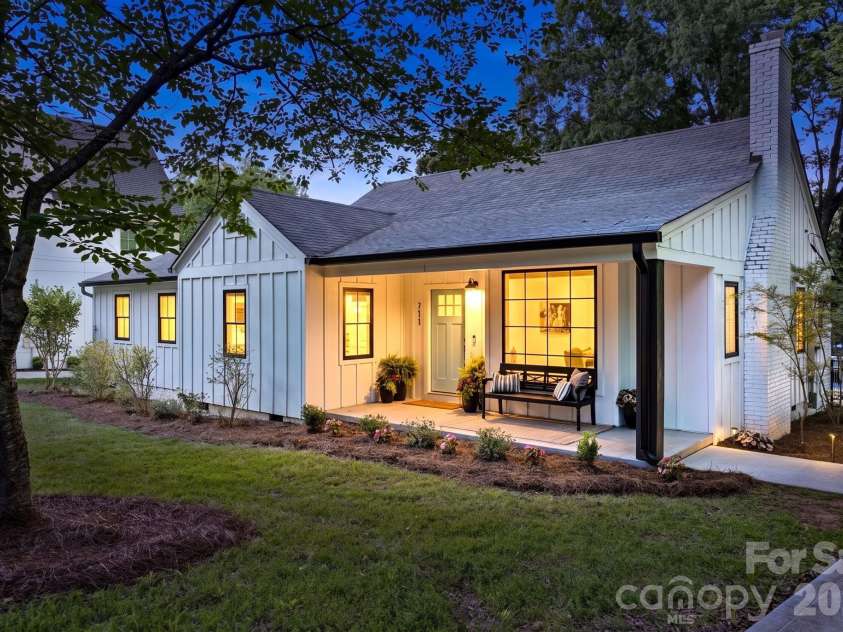 711 Concord Road, Davidson, NC 28036.  MLS# CAR4405101, YatesRealty ID 37960. 
