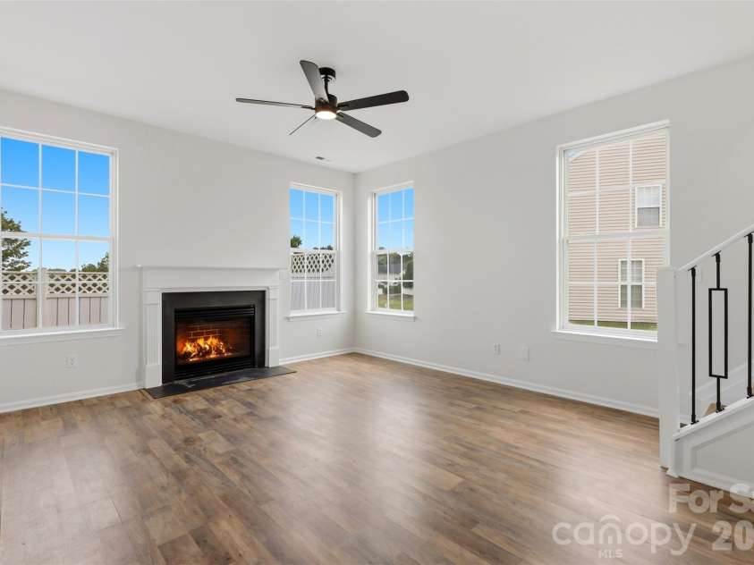 7593 Bluff Point Lane, Denver, NC 28037.  MLS# CAR4396507, YatesRealty ID 37961. 