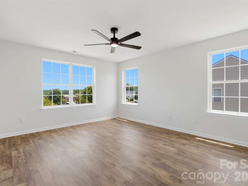 7593 Bluff Point Lane, Denver, NC 28037.  MLS# CAR4396507, YatesRealty ID 37961. 