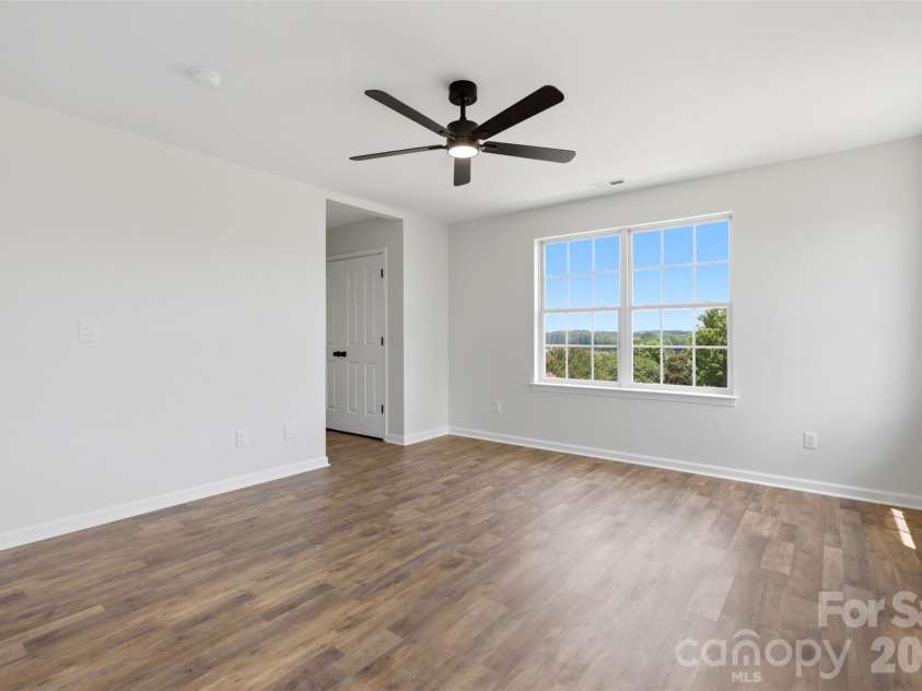 7593 Bluff Point Lane, Denver, NC 28037.  MLS# CAR4396507, YatesRealty ID 37961. 
