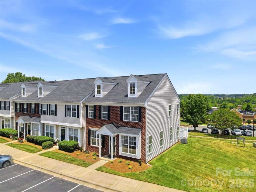 7593 Bluff Point Lane, Denver, NC 28037.  MLS# CAR4396507, YatesRealty ID 37961. 