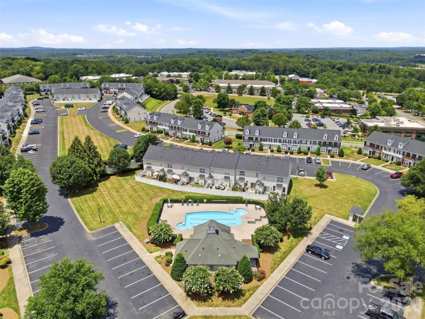 7593 Bluff Point Lane, Denver, NC 28037.  MLS# CAR4396507, YatesRealty ID 37961. 