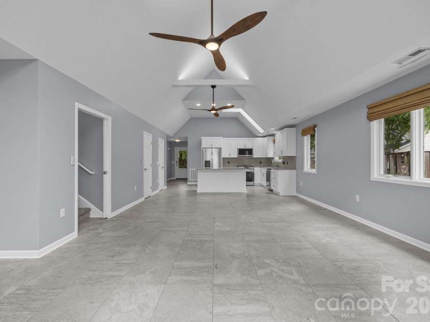 41 Beekeeper Trail, Swannanoa, NC 28778.  MLS# CAR4402946, YatesRealty ID 37962. 