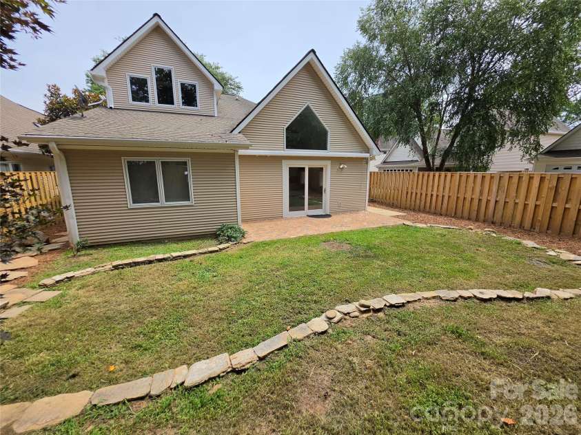 41 Beekeeper Trail, Swannanoa, NC 28778.  MLS# CAR4402946, YatesRealty ID 37962. Back yard, patio