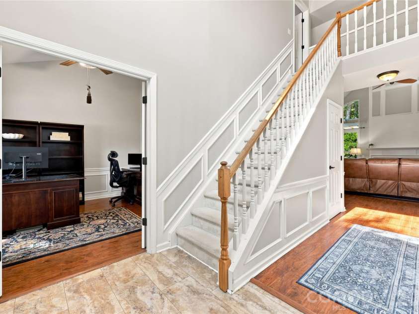 8600 Fieldcroft Drive, Charlotte, NC 28277.  MLS# CAR4401060, YatesRealty ID 37963. 