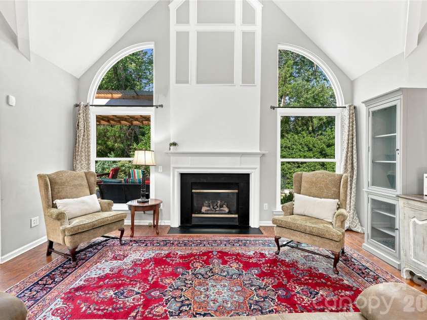 8600 Fieldcroft Drive, Charlotte, NC 28277.  MLS# CAR4401060, YatesRealty ID 37963. 
