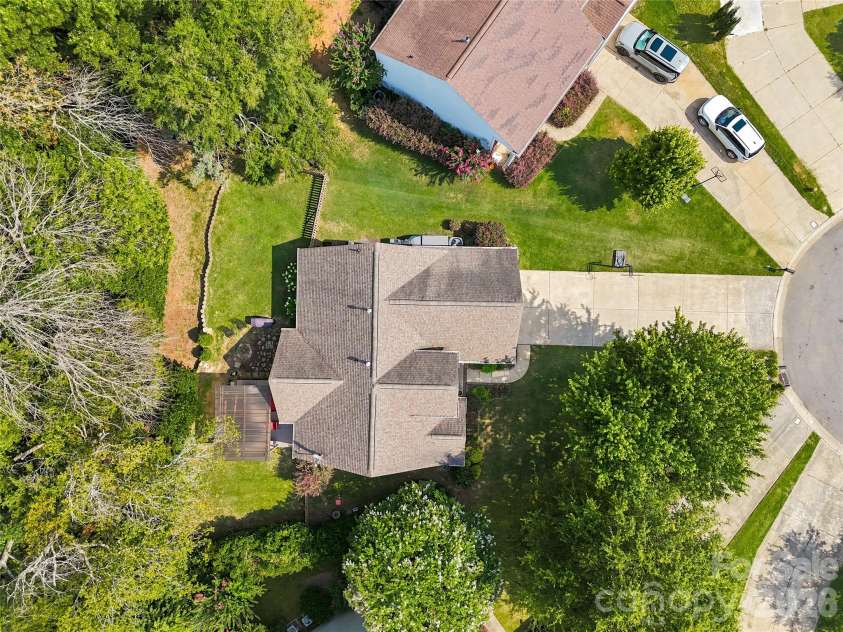 8600 Fieldcroft Drive, Charlotte, NC 28277.  MLS# CAR4401060, YatesRealty ID 37963. 