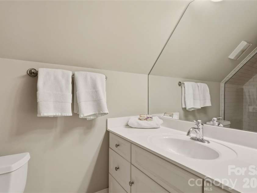 168 Dedham Loop, Mooresville, NC 28117.  MLS# CAR4393112, YatesRealty ID 37964. 