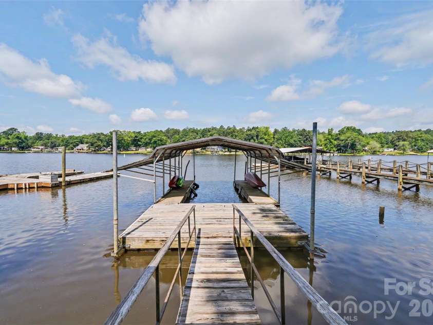 1954 White Road, Camden, SC 29020.  MLS# CAR4401638, YatesRealty ID 37965. 
