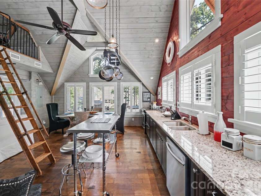 1954 White Road, Camden, SC 29020.  MLS# CAR4401638, YatesRealty ID 37965. 
