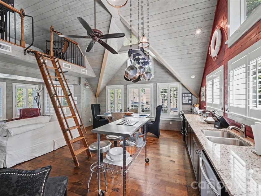 1954 White Road, Camden, SC 29020.  MLS# CAR4401638, YatesRealty ID 37965. 