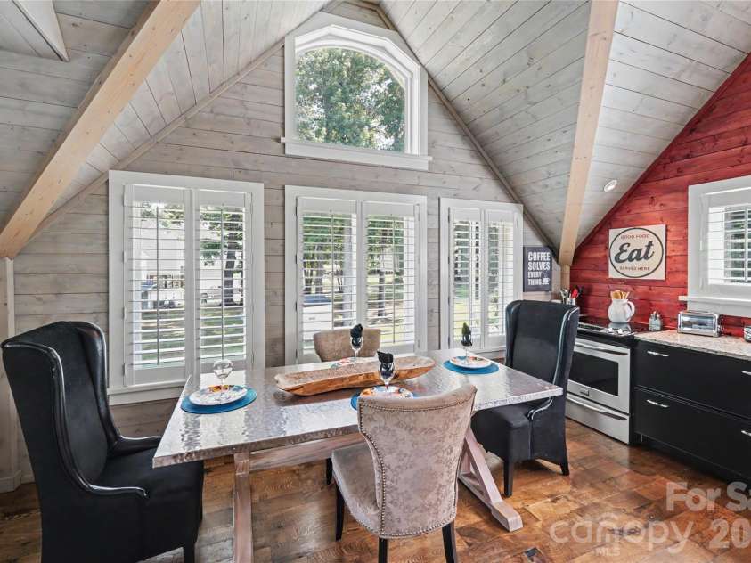 1954 White Road, Camden, SC 29020.  MLS# CAR4401638, YatesRealty ID 37965. 