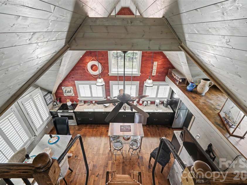 1954 White Road, Camden, SC 29020.  MLS# CAR4401638, YatesRealty ID 37965. 