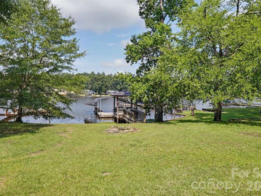1954 White Road, Camden, SC 29020.  MLS# CAR4401638, YatesRealty ID 37965. 