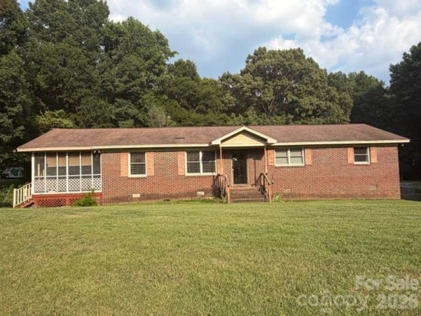 1506 Holton Road, Rock Hill, SC 29732.  MLS# CAR4400580, YatesRealty ID 37966. 