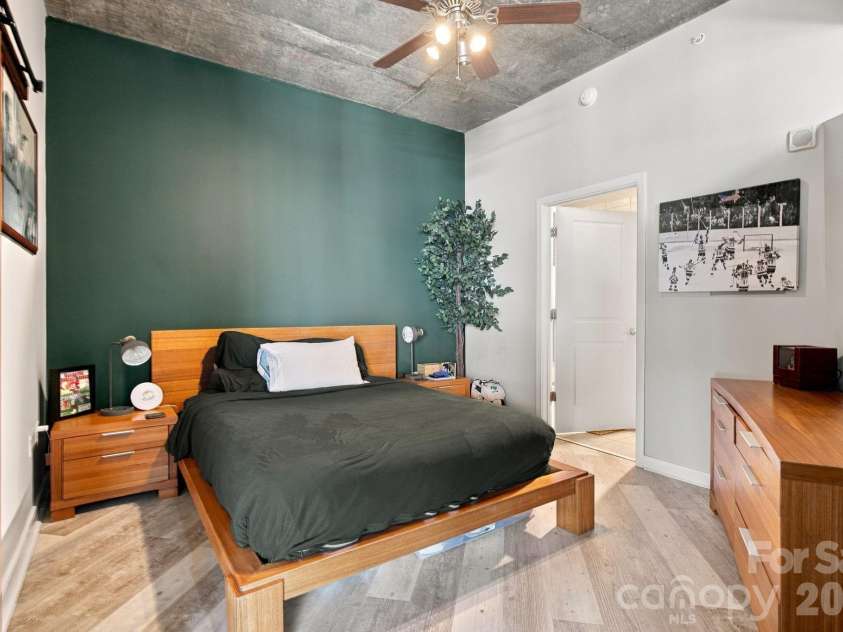 210 Church Street, Charlotte, NC 28202.  MLS# CAR4424880, YatesRealty ID 37967. 