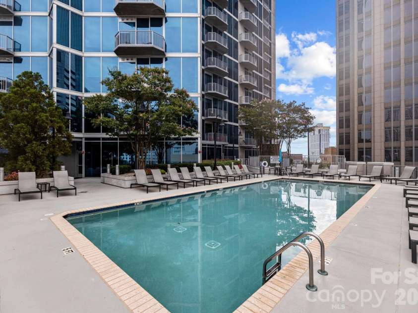210 Church Street, Charlotte, NC 28202.  MLS# CAR4424880, YatesRealty ID 37967. 