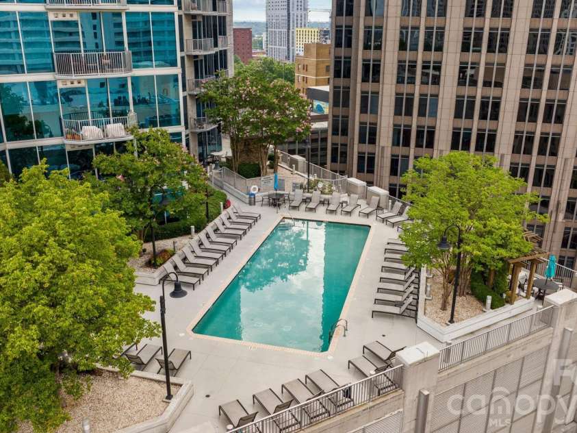 210 Church Street, Charlotte, NC 28202.  MLS# CAR4424880, YatesRealty ID 37967. 