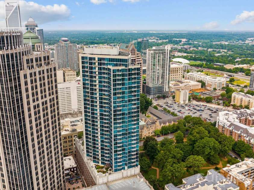 210 Church Street, Charlotte, NC 28202.  MLS# CAR4424880, YatesRealty ID 37967. 