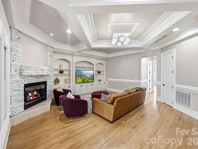 9805 Strike The Gold Lane, Waxhaw, NC 28173.  MLS# CAR4361047, YatesRealty ID 37969. 