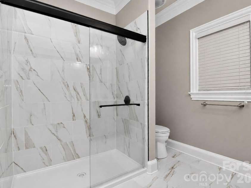 9805 Strike The Gold Lane, Waxhaw, NC 28173.  MLS# CAR4361047, YatesRealty ID 37969. 