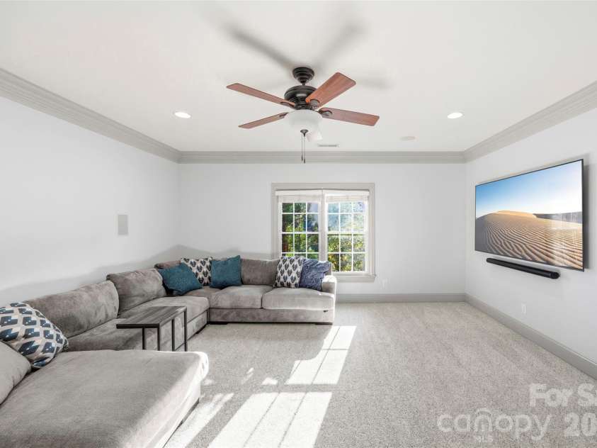 9805 Strike The Gold Lane, Waxhaw, NC 28173.  MLS# CAR4407755, YatesRealty ID 37969. 