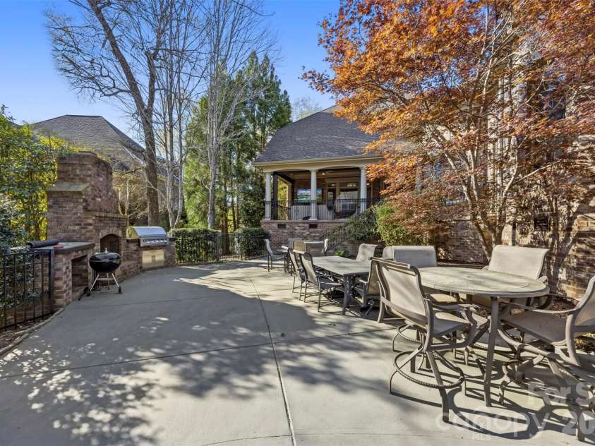 9805 Strike The Gold Lane, Waxhaw, NC 28173.  MLS# CAR4407755, YatesRealty ID 37969. 
