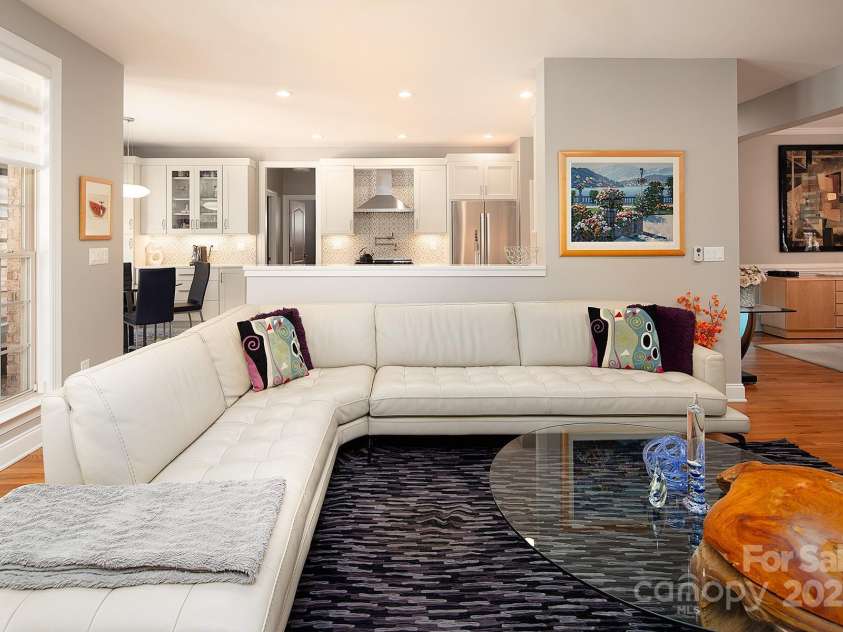 4706 Gold Finch Drive, Denver, NC 28037.  MLS# CAR4237582, YatesRealty ID 3797. Great Room open to Kitchen