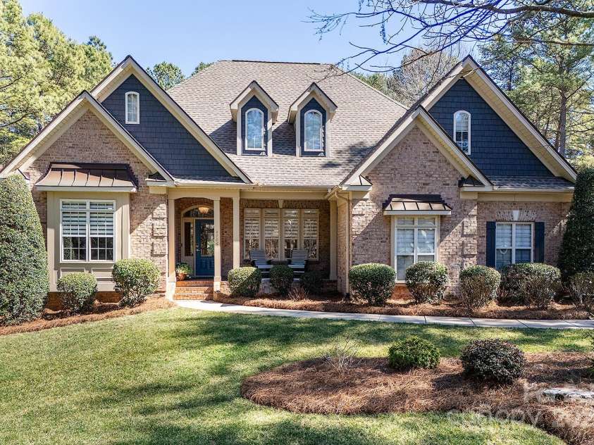 4706 Gold Finch Drive, Denver, NC 28037.  MLS# CAR4237582, YatesRealty ID 3797. Welcome to 4706 Gold Finch Dr Denver NC