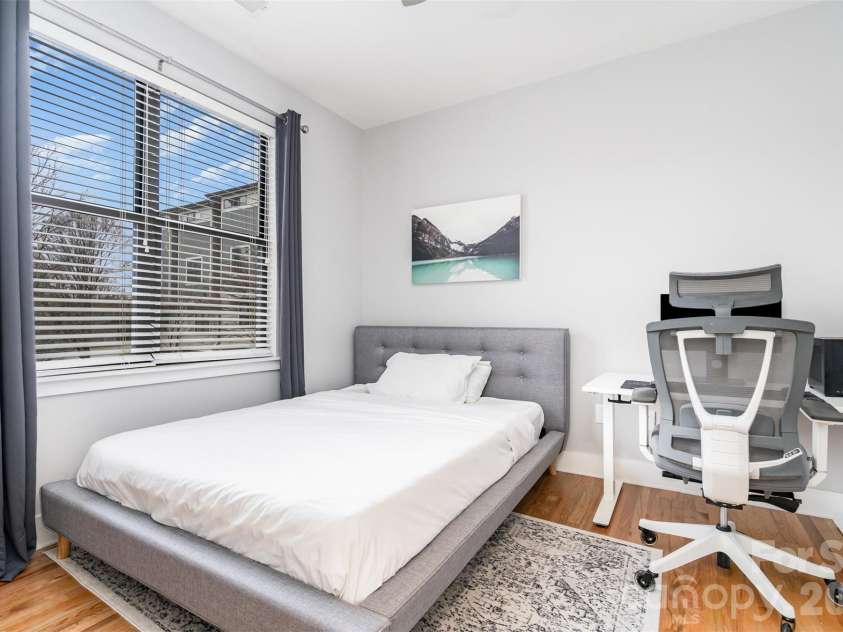 514 Mcdowell Street, Charlotte, NC 28204.  MLS# CAR4327095, YatesRealty ID 3797. 