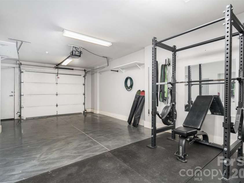 514 Mcdowell Street, Charlotte, NC 28204.  MLS# CAR4327095, YatesRealty ID 3797. 