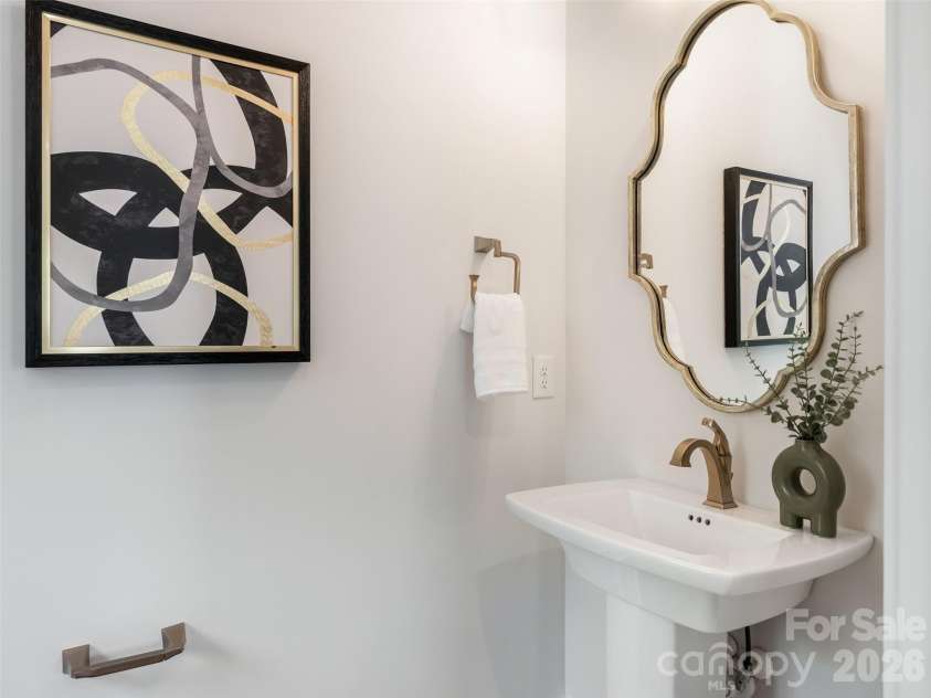 2115 Nolen Ridge Avenue, Charlotte, NC 28209.  MLS# CAR4387501, YatesRealty ID 37972. Half bath on main level