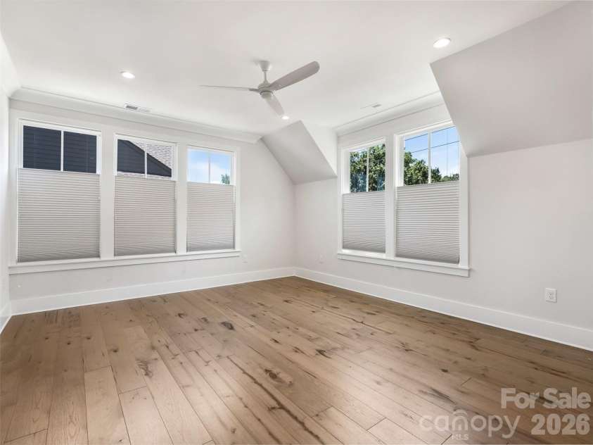 2115 Nolen Ridge Avenue, Charlotte, NC 28209.  MLS# CAR4387501, YatesRealty ID 37972. Upper level bedroom